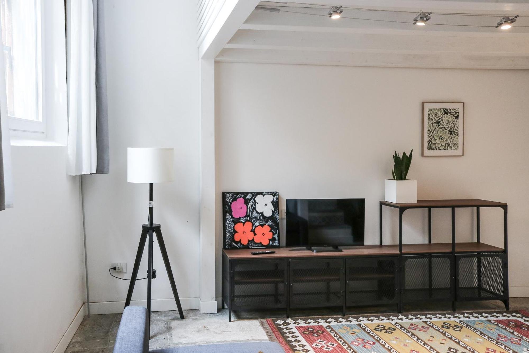 Rrrapido Apartment In Corso San Gottardo - 4 People Милан Экстерьер фото