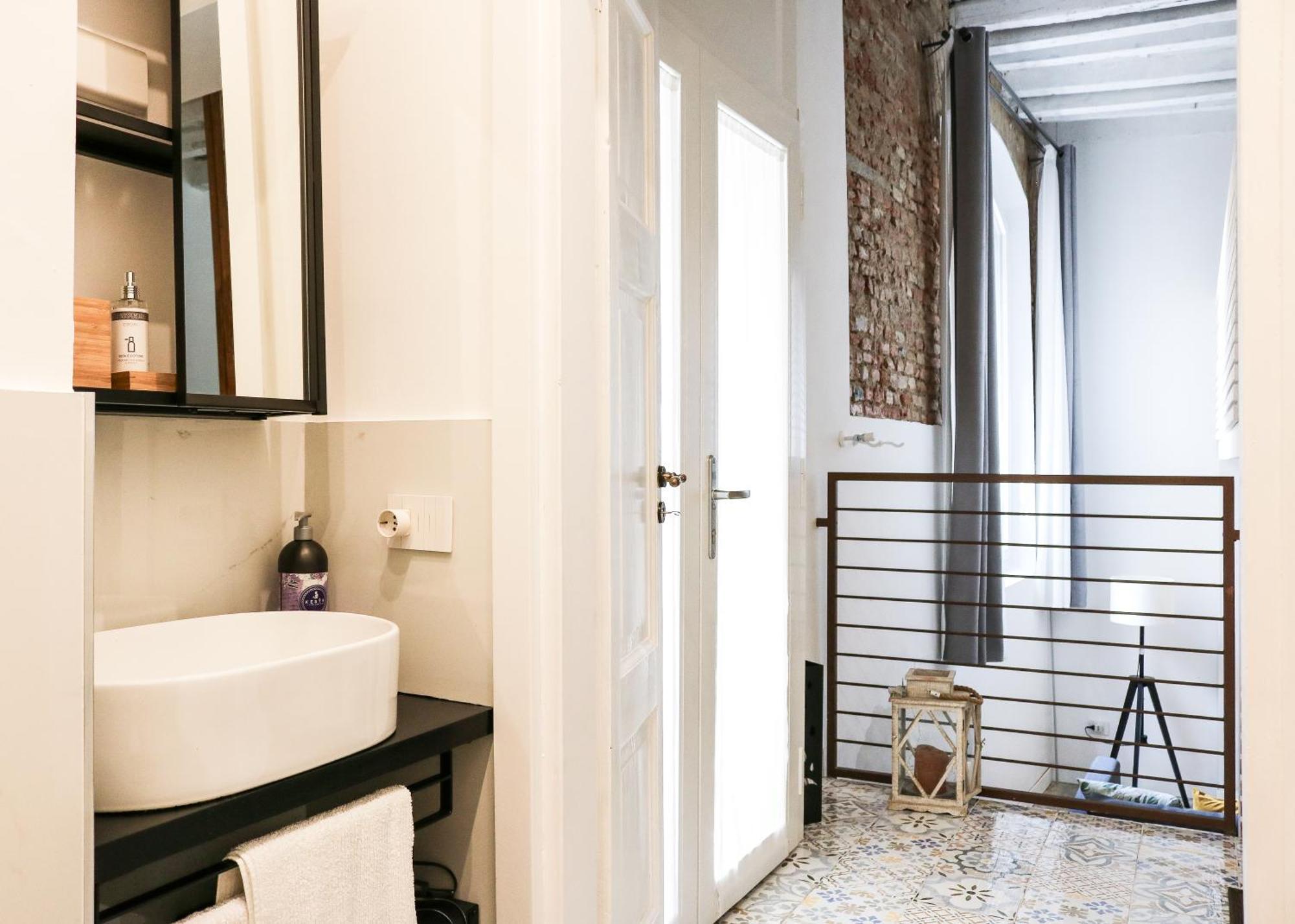 Rrrapido Apartment In Corso San Gottardo - 4 People Милан Экстерьер фото
